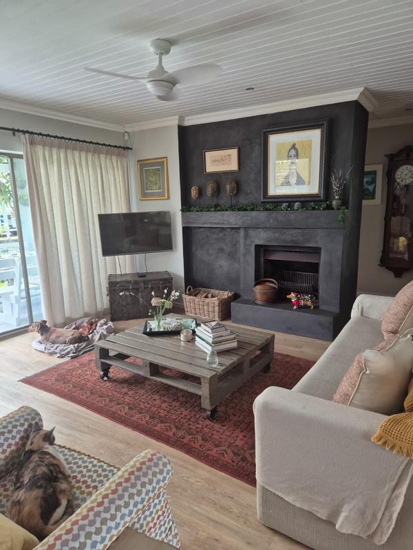 3 Bedroom Property for Sale in Voelklip Western Cape